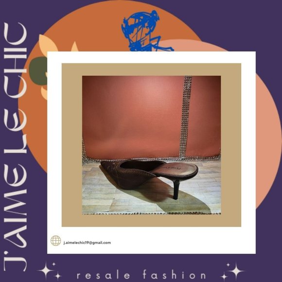 Pierre Dumas Brown with Dark Gold Design Slip-On Kitten Heels - Picture 6 of 7